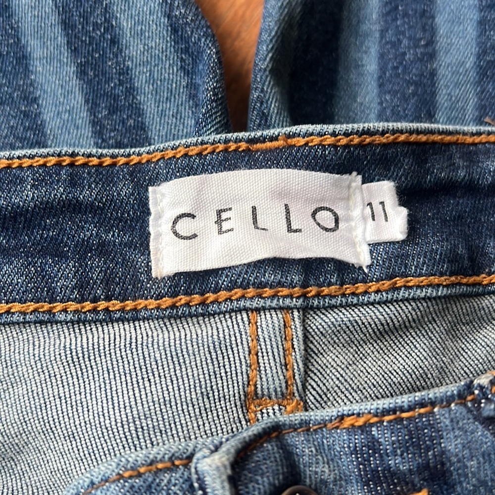 Jeans! - Picture 3 of 4